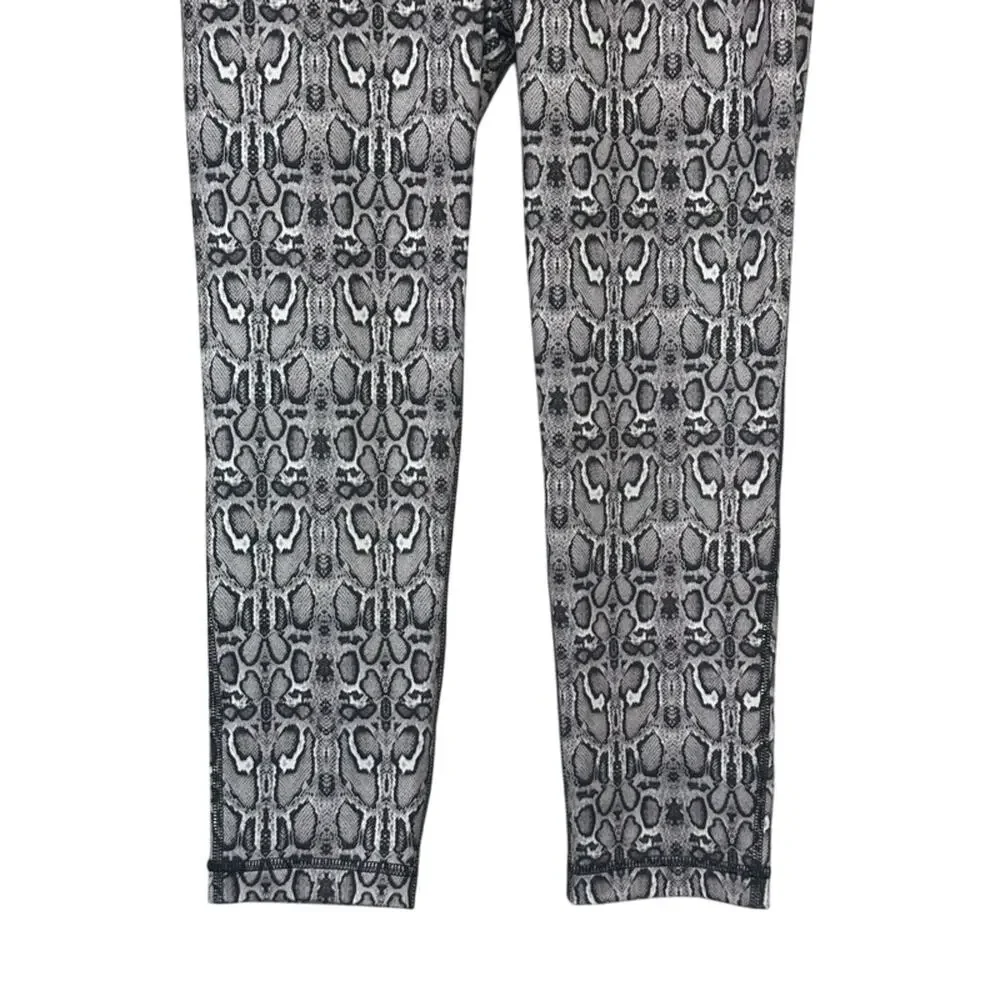 90 Degree by Reflex Capri Leggings Mid-Rise Stretchable Snake Print Gray Small